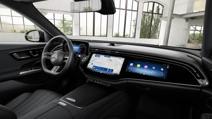Mercedes-Benz E-Class E300de AMG Line Premium 5dr 9G-Tronic [Pan Roof] Estate - Image 4